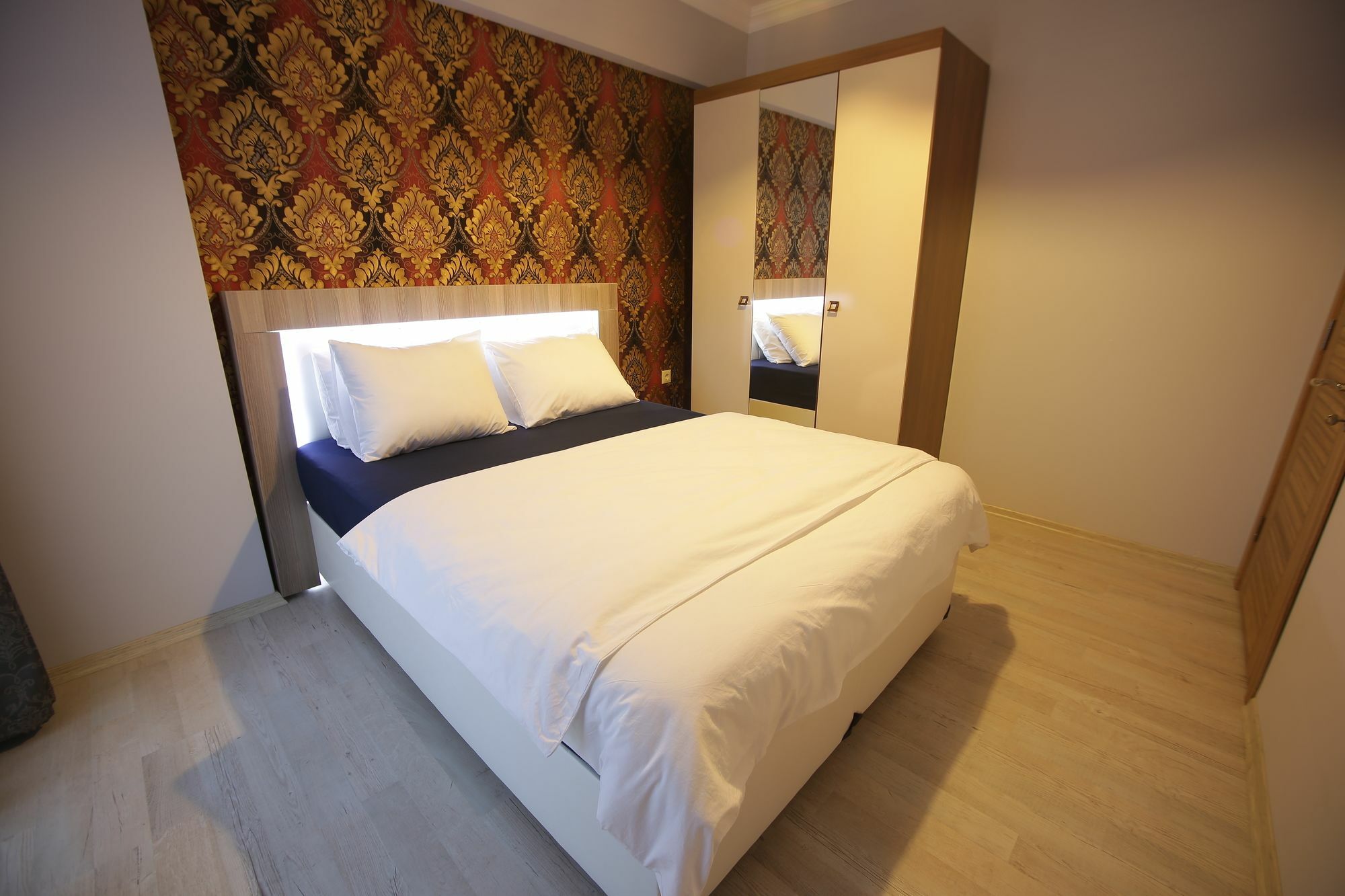 Central Vip Apartments ทรับซอน ภายนอก รูปภาพ