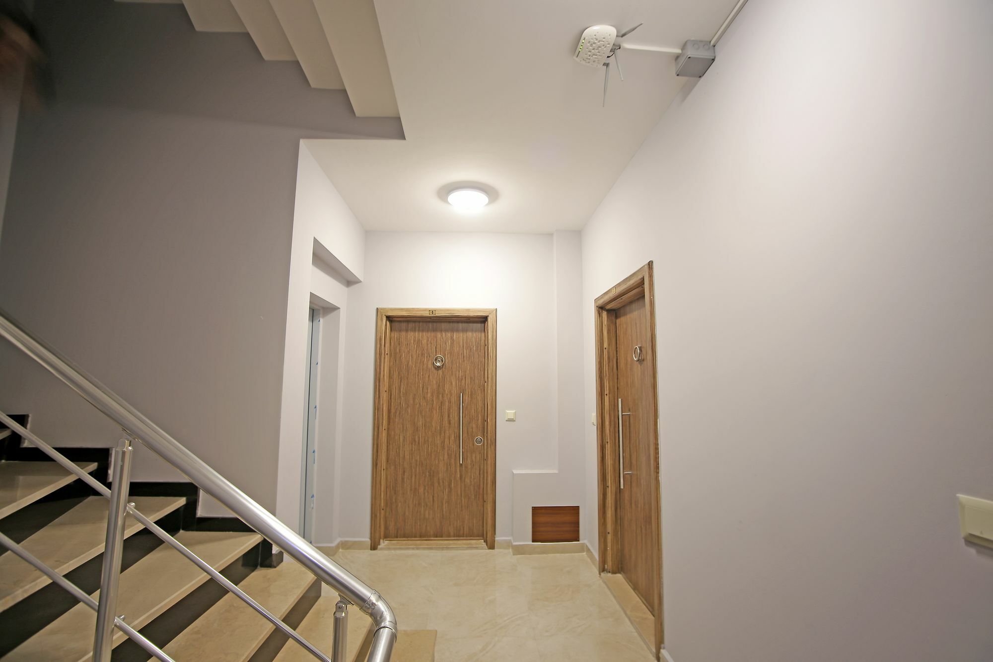 Central Vip Apartments ทรับซอน ภายนอก รูปภาพ