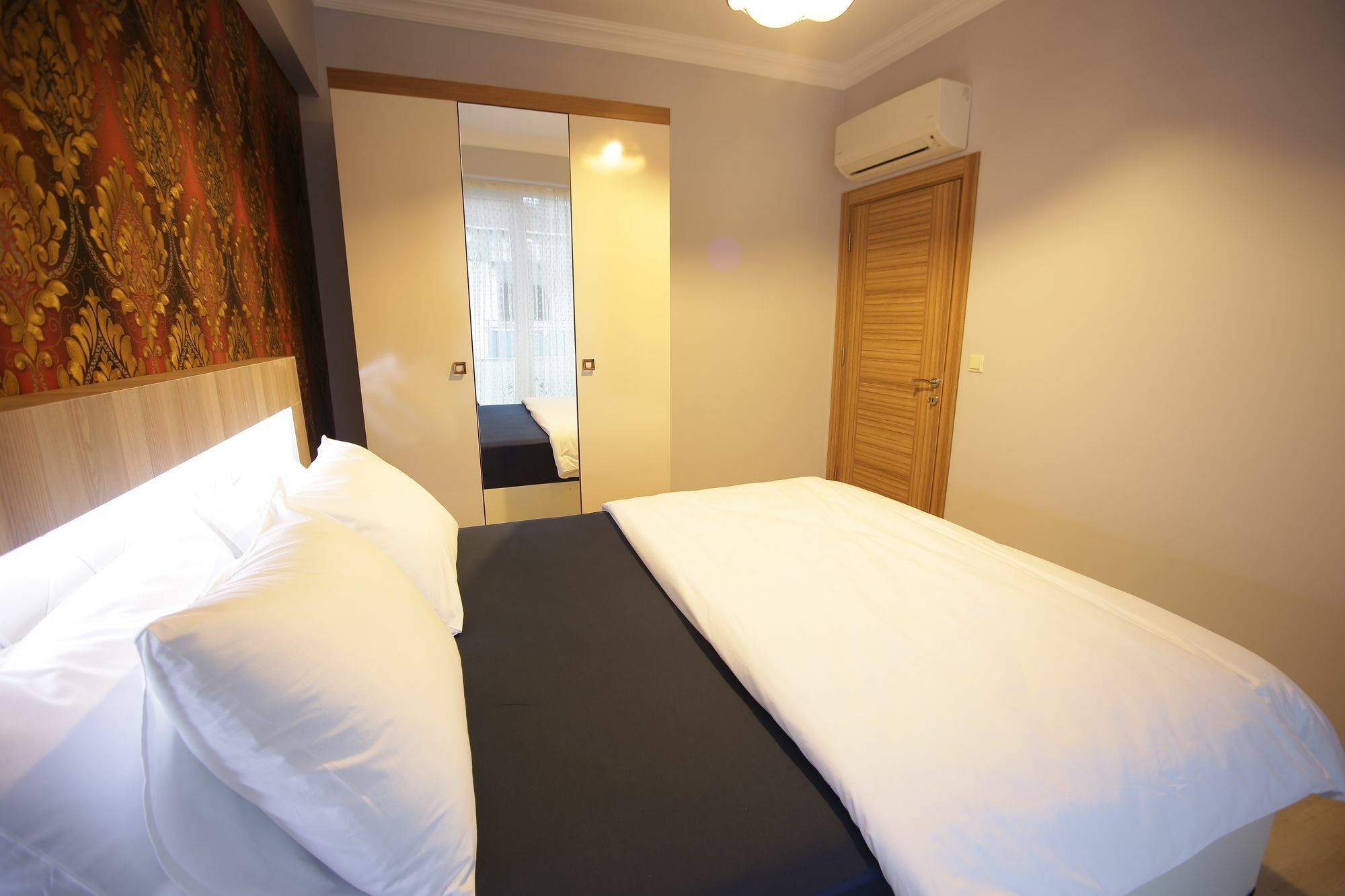 Central Vip Apartments ทรับซอน ภายนอก รูปภาพ